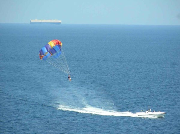 Parasailing adventure excursion - Image 1