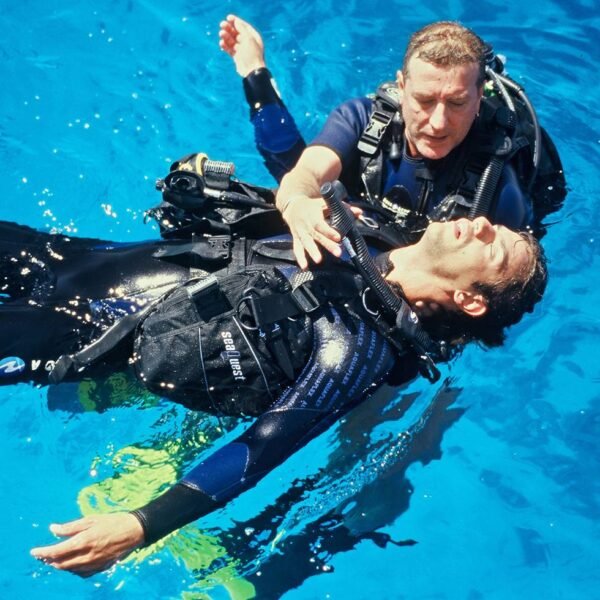Diving Advanced - Image 12